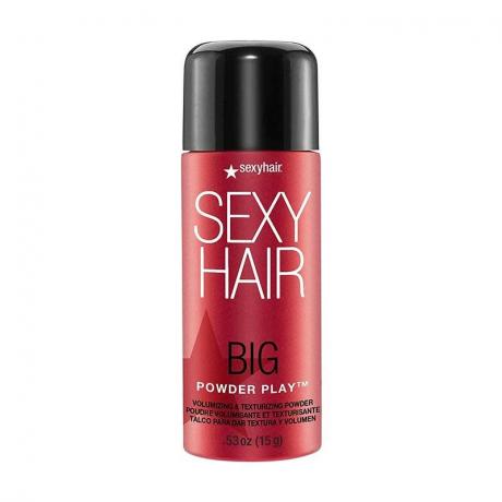 O sticlă roșie de Pudră de păr Sexy Hair Big Sexy Play Volumizing & Texturizing Powder pe un fundal alb