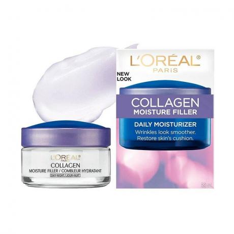 L'Oréal Paris Collagen Moisture Filler Hidratante Facial Diário: Um frasco transparente com tampa roxa ao lado da caixa do produto e uma amostra de creme branco sobre fundo branco.