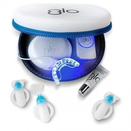 GLO Science GLO Brilliant особистий пристрій для відбілювання зубів на білому тлі