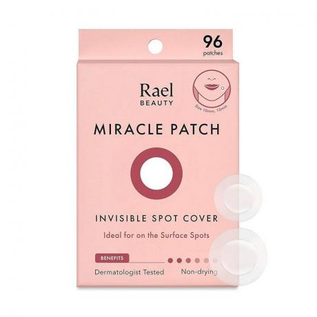 Rael Pimple Patches: Uma caixa rosa ao lado de duas manchas transparentes de espinhas de tamanhos variados em um fundo branco