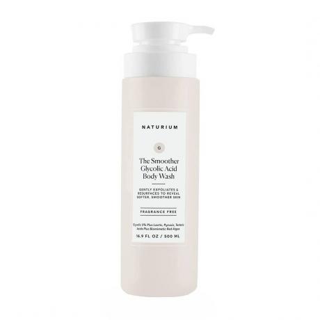Naturium The Smoother Glycolic Acid Exfoliating Body Wash บนพื้นหลังสีขาว