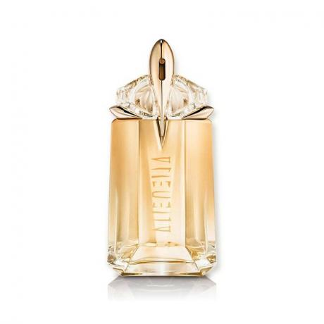 Une bouteille de l'eau de parfum Mugler Alien Goddess sur fond blanc