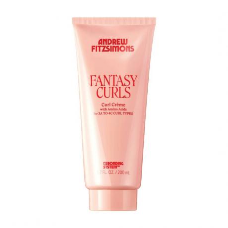 თეთრ ფონზე Andrew Fitzsimons Fantasy Curls Curl Creme-ის ვარდისფერი საწურვის ბოთლი