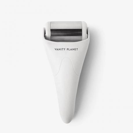 Vanity Planet Revive Professional Facial Ice Roller บนพื้นหลังสีขาว