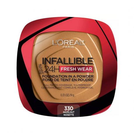 L'Oréal Paris Infallible 24HR Fresh Wear alapozó púderben lekerekített négyzet alakú piros króm kompakt átlátszó ablakkal fehér alapon