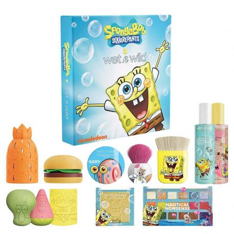 Un flatlay de Wet n Wild SpongeBob SquarePants PR Box et produits sur fond blanc