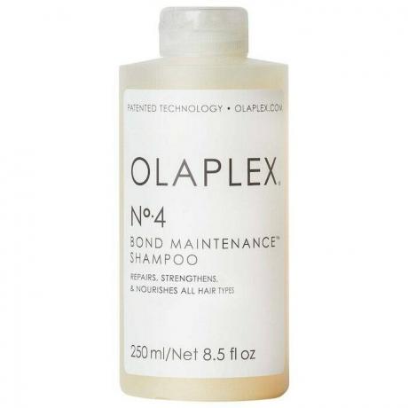 flaske Olaplex No 4 Bond Maintenance Shampoo på hvit bakgrunn