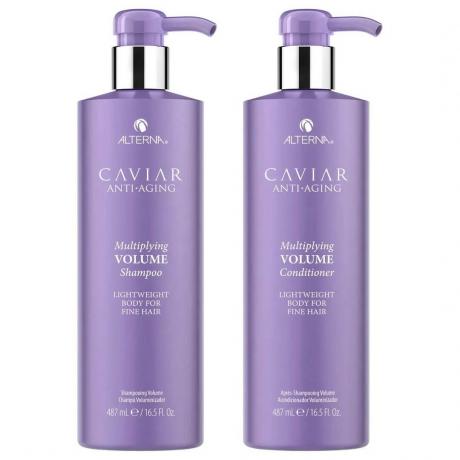 Alterna Caviar Multiplying Volume Large Kit kaksi purppuraa pumppupulloa shampoota ja hoitoainetta valkoisella pohjalla