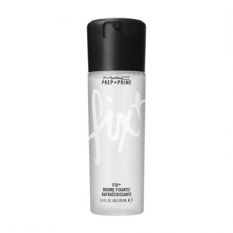 flaska MAC Prep + Prime Fix+ Makeup Setting Spray med svart lock på vit bakgrund