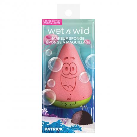 En rosa og grønn Wet n Wild Patrick Makeup -svamp i eske på hvit bakgrunn