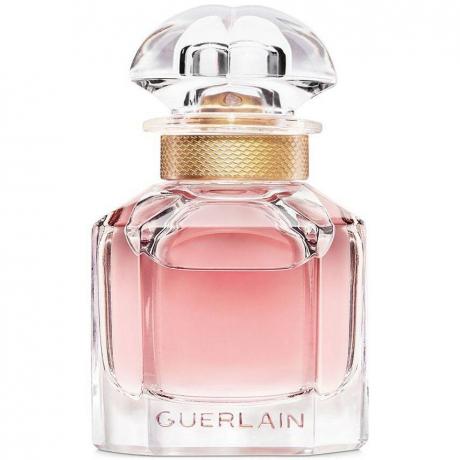 steklenička parfumske vode mon guerlain na beli podlagi