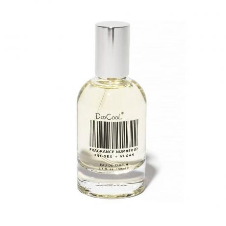 Прозрачна бутилка DedCool Fragrance 02: хвойна: сандалово дърво на бял фон