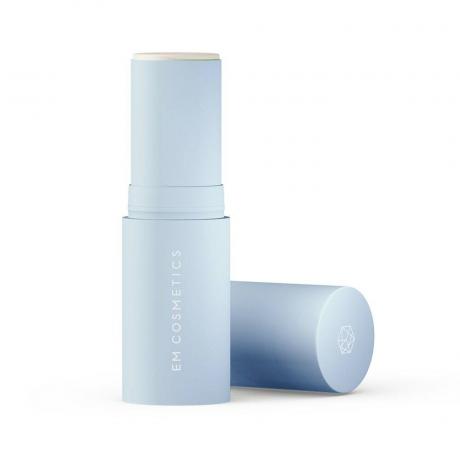 Tube bleu clair du baume hydratant Em Cosmetics Face Cuddle sur fond blanc