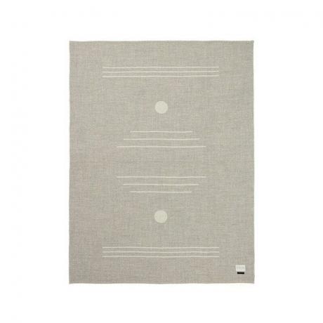 Couverture Blacksaw Harvest Moon: Une couverture grise et blanche sur fond blanc