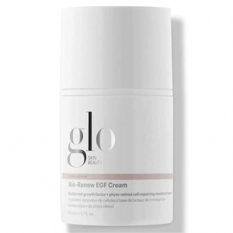 حاوية كريم Glo Skin Beauty Bio-Renew EGF باللون الأبيض على خلفية بيضاء