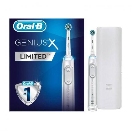 แปรงสีฟันไฟฟ้า Oral-B Genius X Limited บนพื้นหลังสีขาว