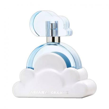 Ariana Grande Cloud Eau de Parfum (1-औंस) सफ़ेद बैकग्राउंड पर क्लाउड के आकार की परफ्यूम की बोतल