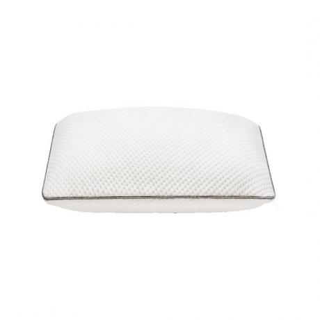 Putplasčio pagalvės balta pagalvė baltame fone