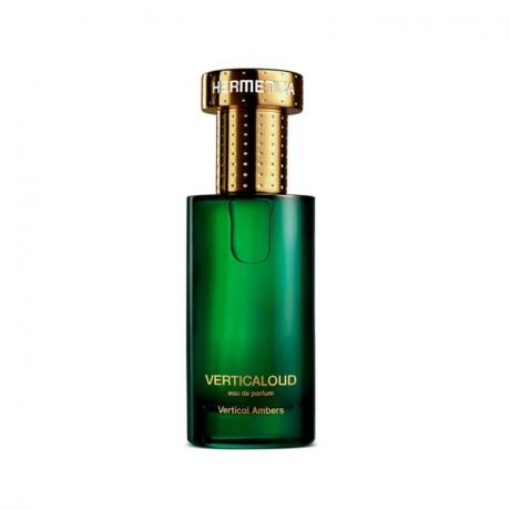 Ένα πράσινο μπουκάλι αρώματος του Hermetica Paris Verticaloud Eau de Parfum σε λευκό φόντο