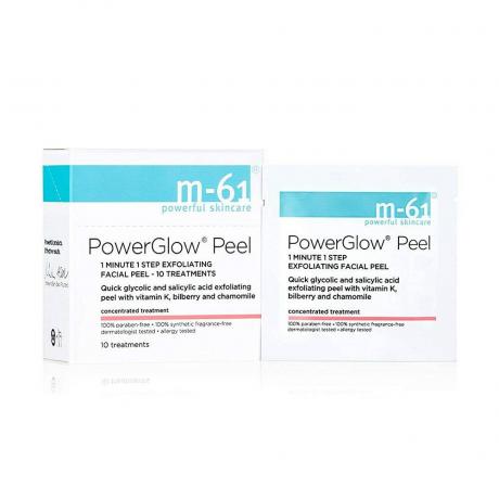 M-61 Skincare PowerGlow Peelings auf weißem Hintergrund