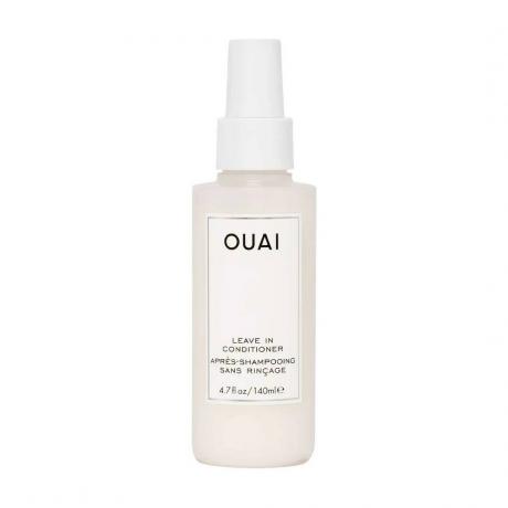 Ouai Leave-In Conditioner бяла бутилка спрей на бял фон