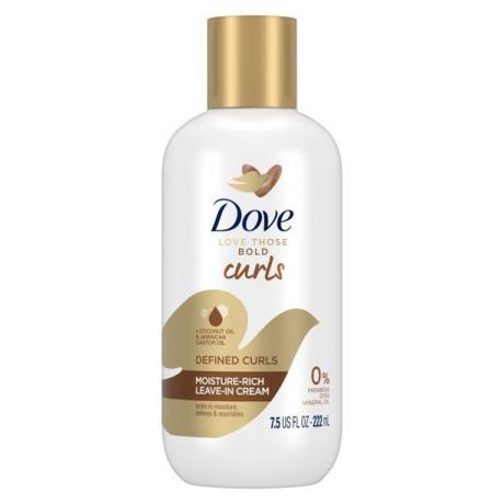 En flaske Dove Love These Bold Curls Moisture-Rich Leave-In Cream.